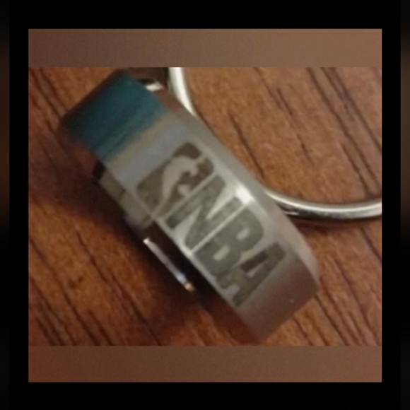 NEW! SPALDING BASKETBALL KEYCHAIN w/SIZE 9 SILVER PLATED SPORTS RING AND POSTER! - Picture 13 of 16